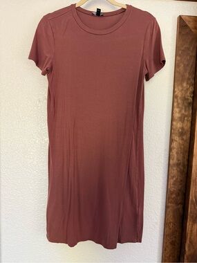 Express Crewneck Tee Dress in Dusty Mauve